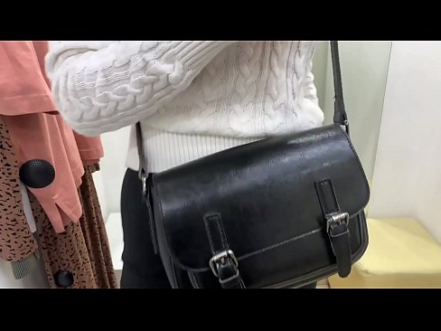 ❤️ Masturbazione pubblica della giovane cagna FeralBerry con un dildo nel camerino ❤ Solo pornoal it.bladesoul.top ❌️❤